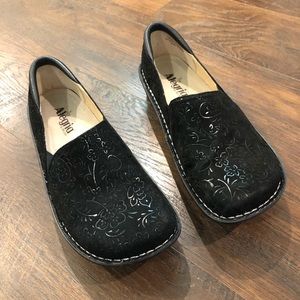 Alegria Slip Reaistant Leather Shoes